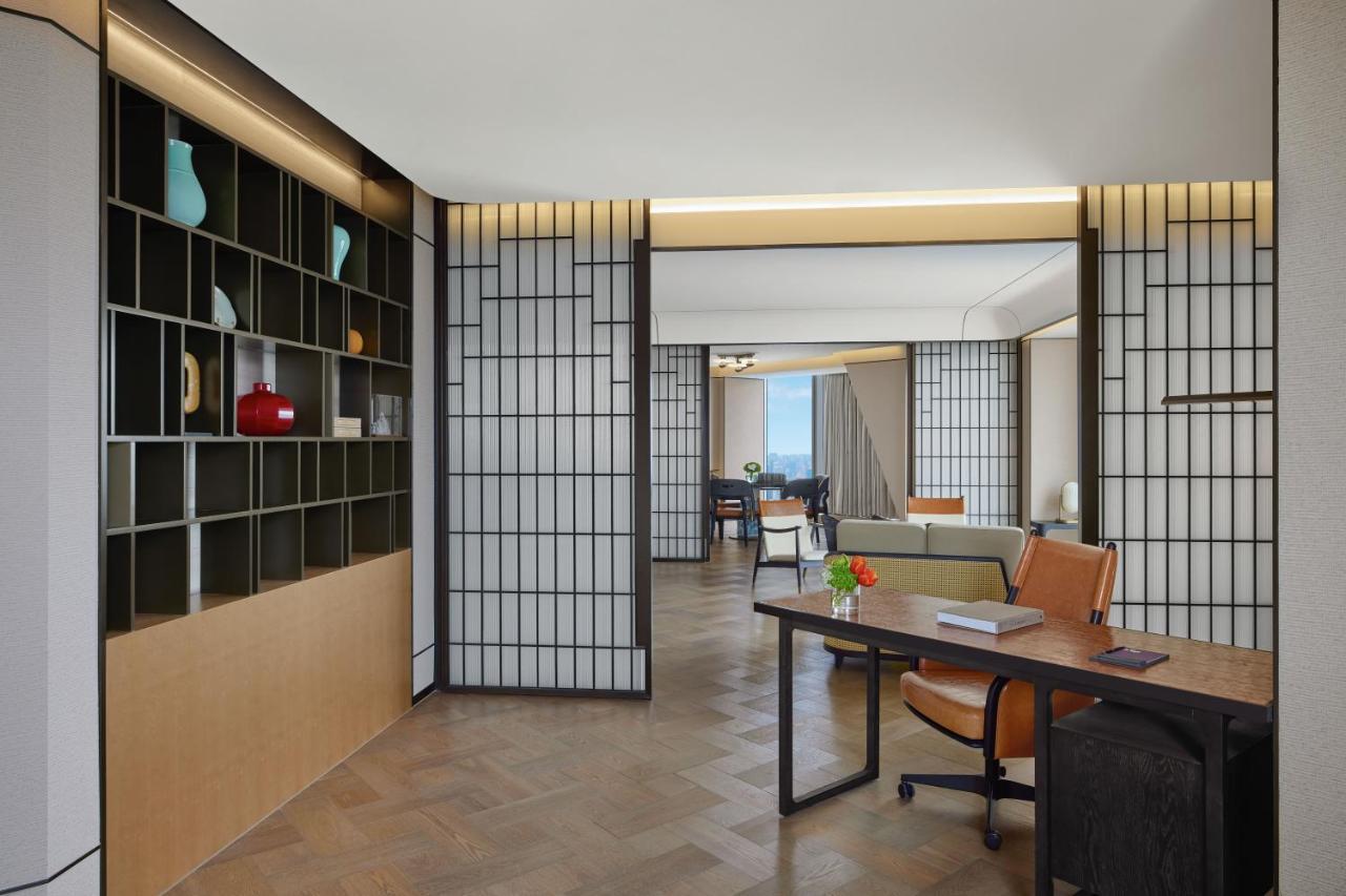 Hotel Conrad