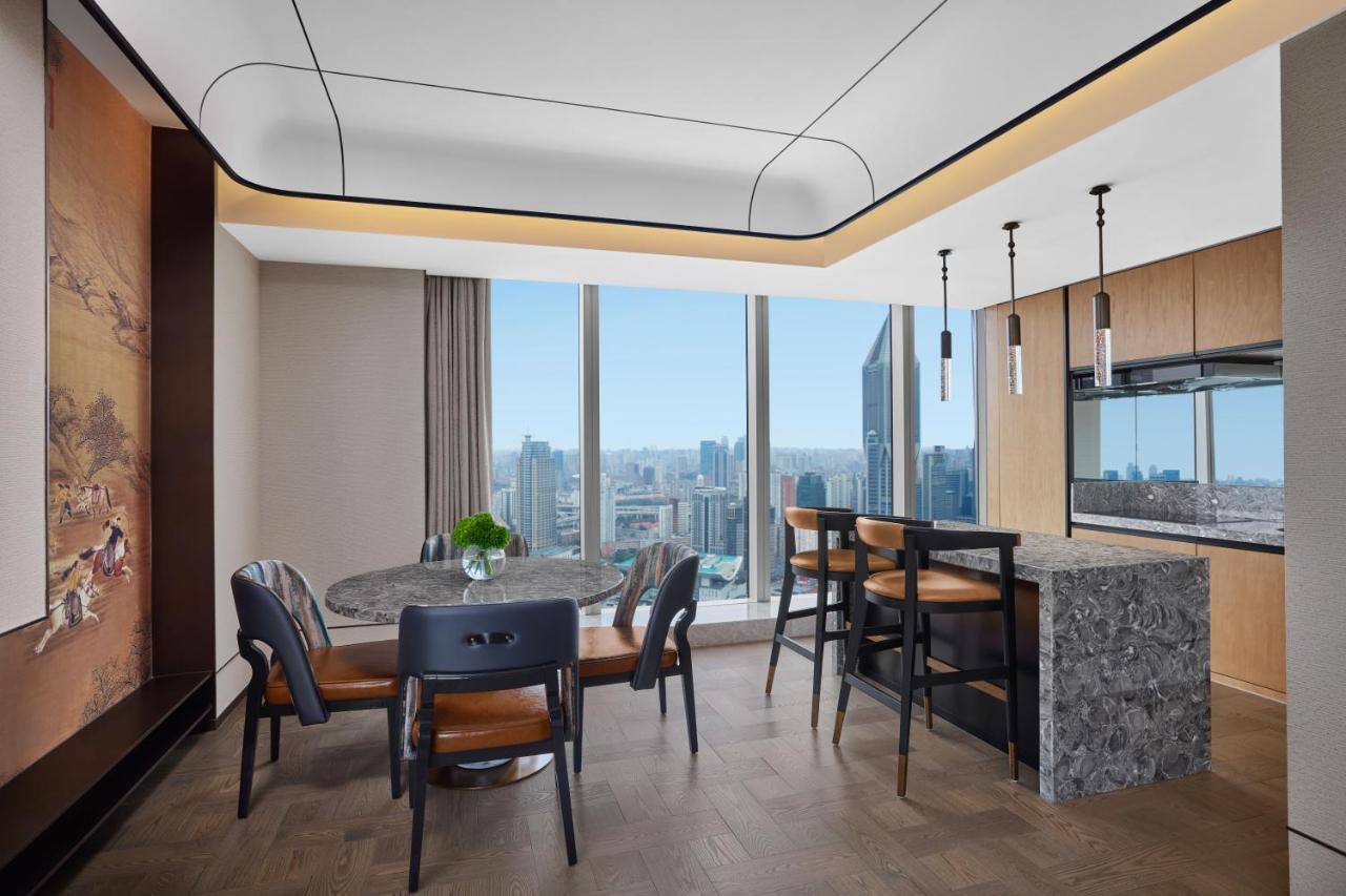 Conrad Hotel 5*