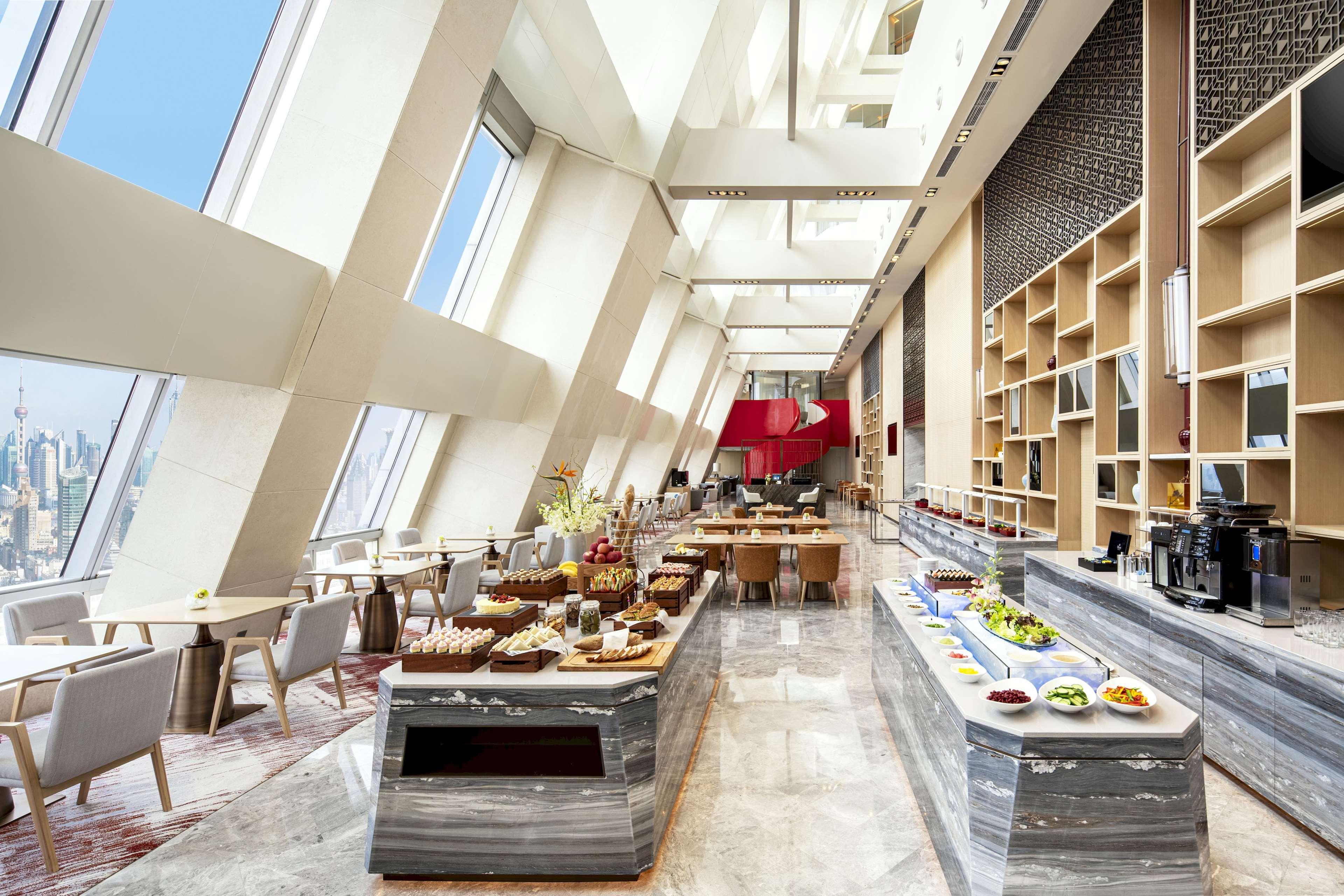 Conrad Hotel 5*