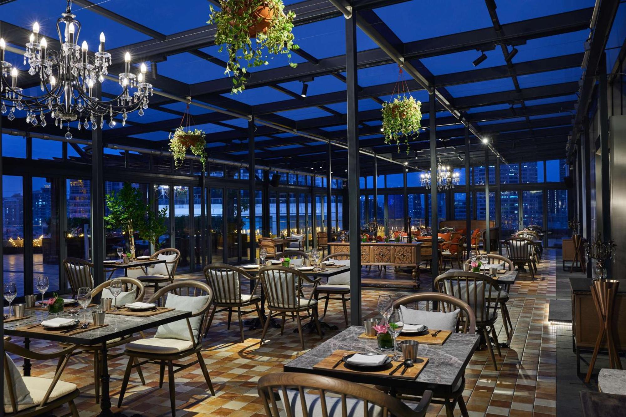 Conrad Hotel 5*